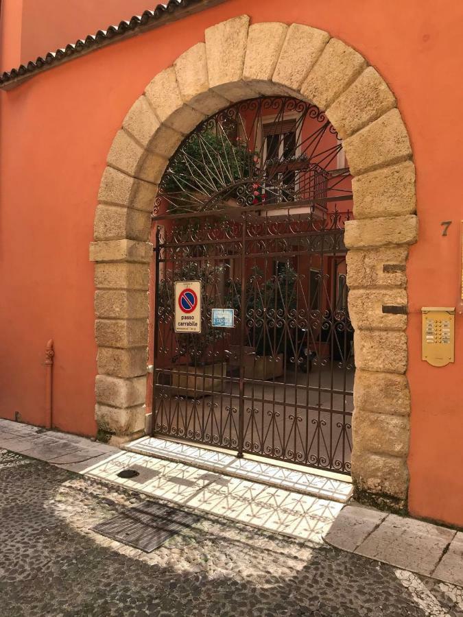 Verona'S Central Apartment Behind The Arena Exteriör bild